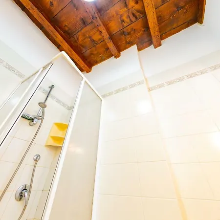 Artista Apartman