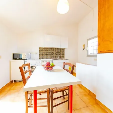 Artista Apartman *